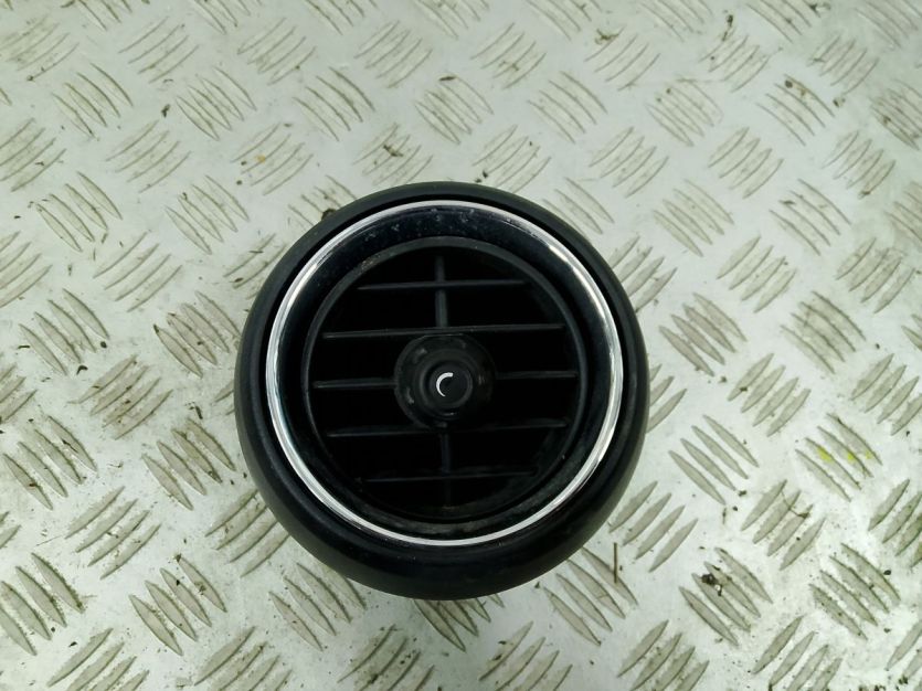 MINI F55 F56 2017 COOPER S KRATKA NAWIEWU WLOT WENTYLACJI 9262413