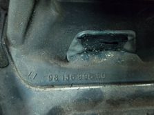 PEUGEOT PARTNER IV K9 PROACE 2024 ŁAPA PODUSZKA SKRZYNKI 9813699680