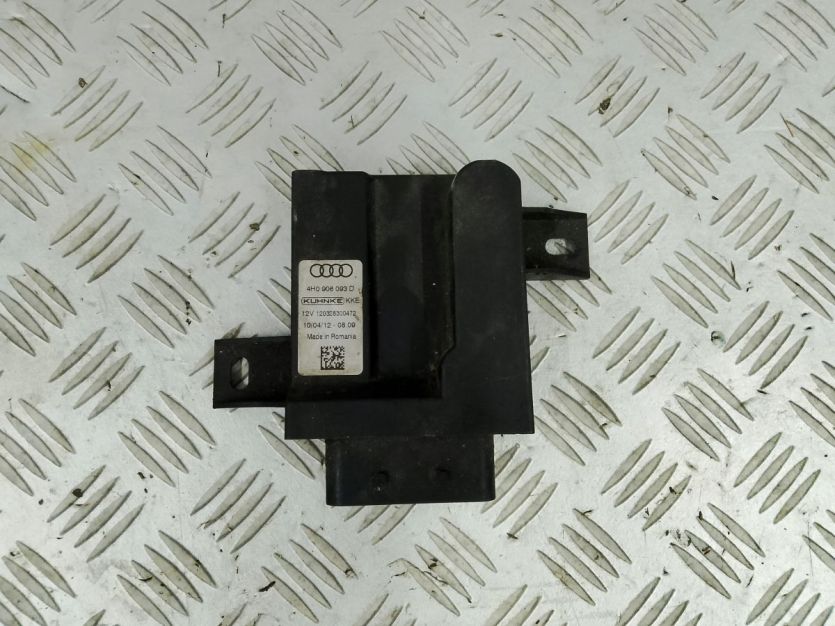 AUDI A8 D4 4H 3,0TFSI MODUŁ STEROWNIK POMPY PALIWA 4H0906093D
