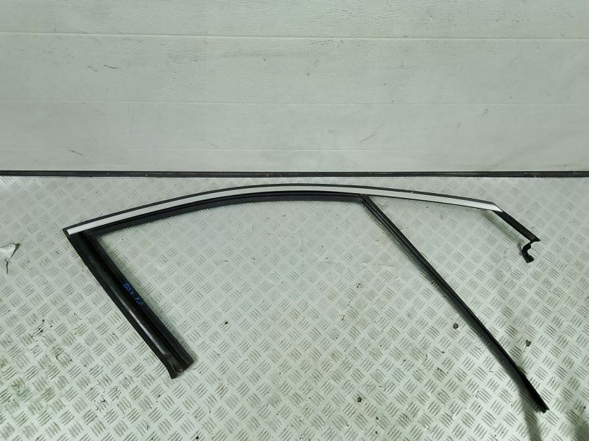 CITROEN DS4 2012 USZCZELKA DRZWI PRAWY PRZÓD PRAWA PRZEDNIA CHROM