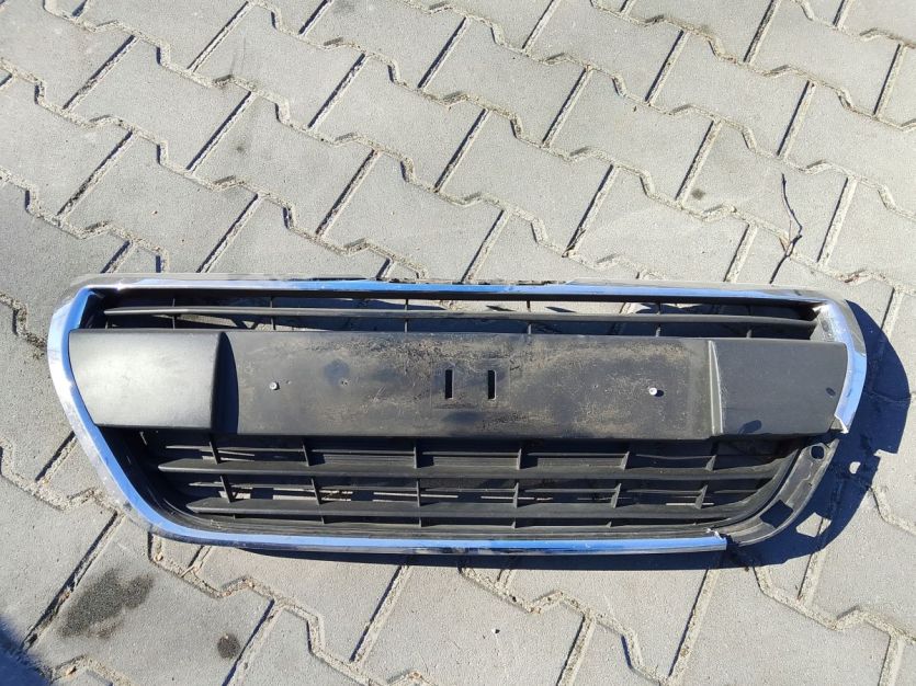 PEUGEOT 208 I LIFT ATRAPA GRILL ZDERZAKA 9810920180