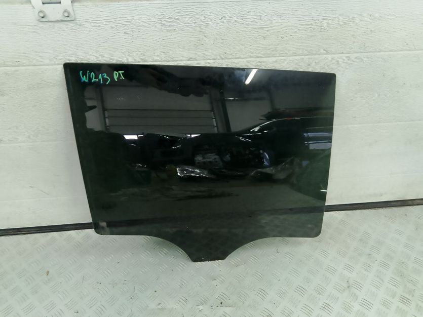 MERCEDES BENZ E KLASA W213 SZYBA PRAWY TYŁ PRAWA TYLNA 43R-00128
