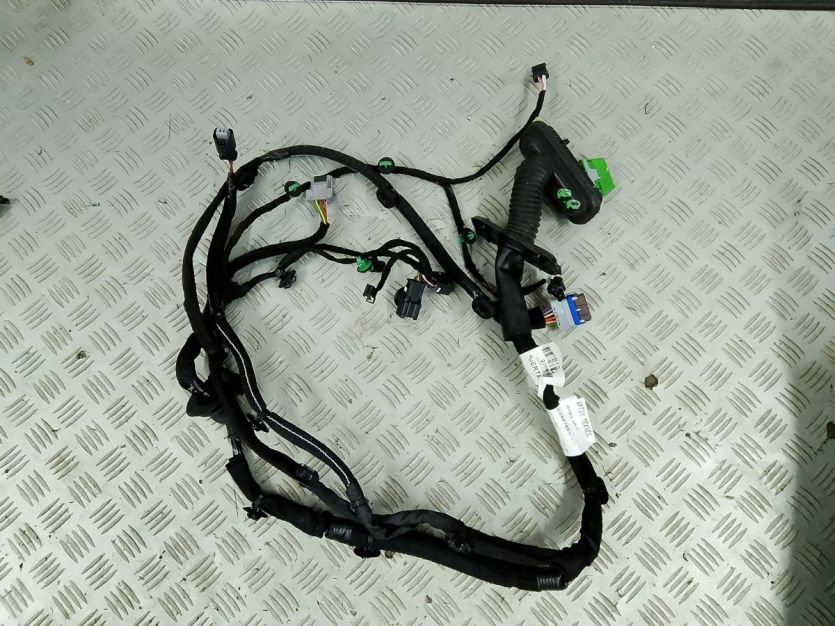 TOYOTA PROACE PEUGEOT PARTNER K9 2023 WIĄZKA DRZWI PRAWY PRZÓD 9828276680