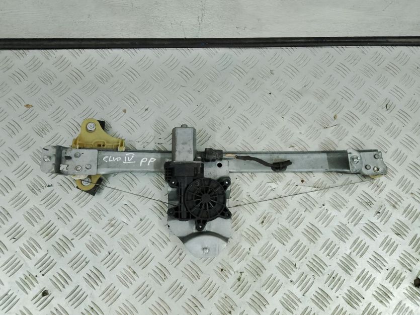 RENAULT CLIO IV PODNOŚNIK SZYBY PRAWY PRZÓD PRZEDNI 807205569R
