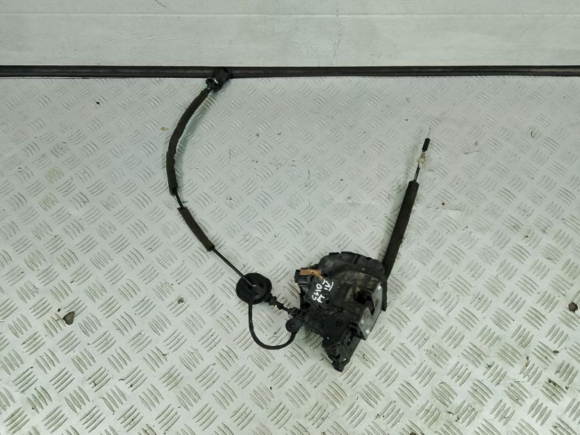 RENAULT CLIO IV ZAMEK DRZWI PRAWY TYŁ