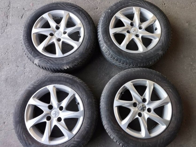 PEUGEOT 208 FELGI ALUMNIOWE 15 KOLA OPONY 185/65/15 4x108