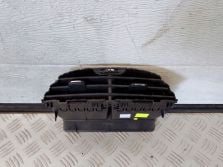 PEUGEOT 208 3D I 1.2VTI 2013 KRATKA NAWIEWU ŚRODKOWA 9672848677