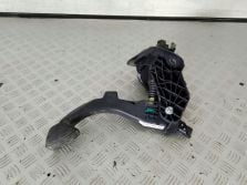 TOYOTA PROACE PEUGEOT PARTNER K9 2023 PEDAŁ SPRZĘGŁA 9820886180
