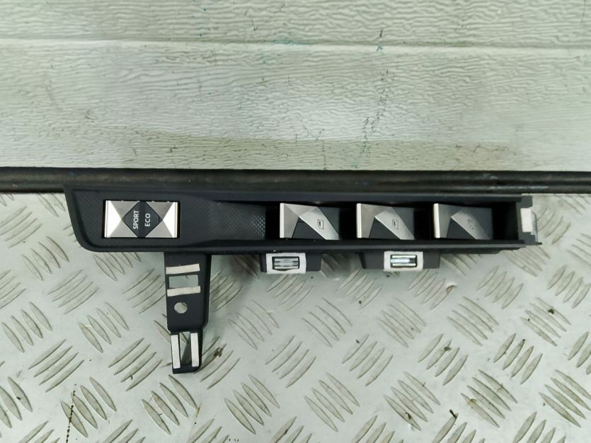 DS DS7 CROSSBACK CITROEN 2020 PANEL PRZEŁĄCZNIK STEROWANIA SZYB 9821893677