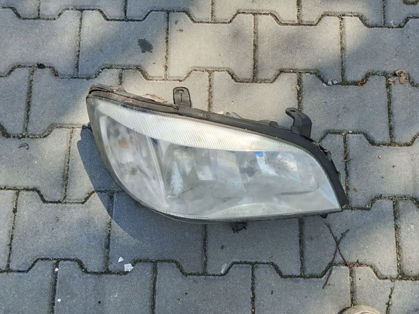 OPEL ZAFIRA A LAMPA PRAWY PRZÓD PRAWA PRZEDNIA 89100055