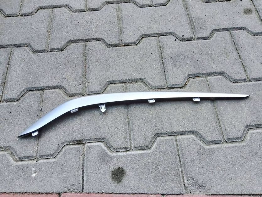 SUZUKI BALENO II 2017 III SZ5 MK2 OSŁONA DEKOR TUNELU ŚRODKOWEGO LEWA