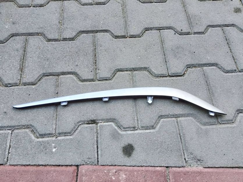SUZUKI BALENO II 2017 III SZ5 MK2 OSŁONA DEKOR TUNELU ŚRODKOWEGO PRAWA
