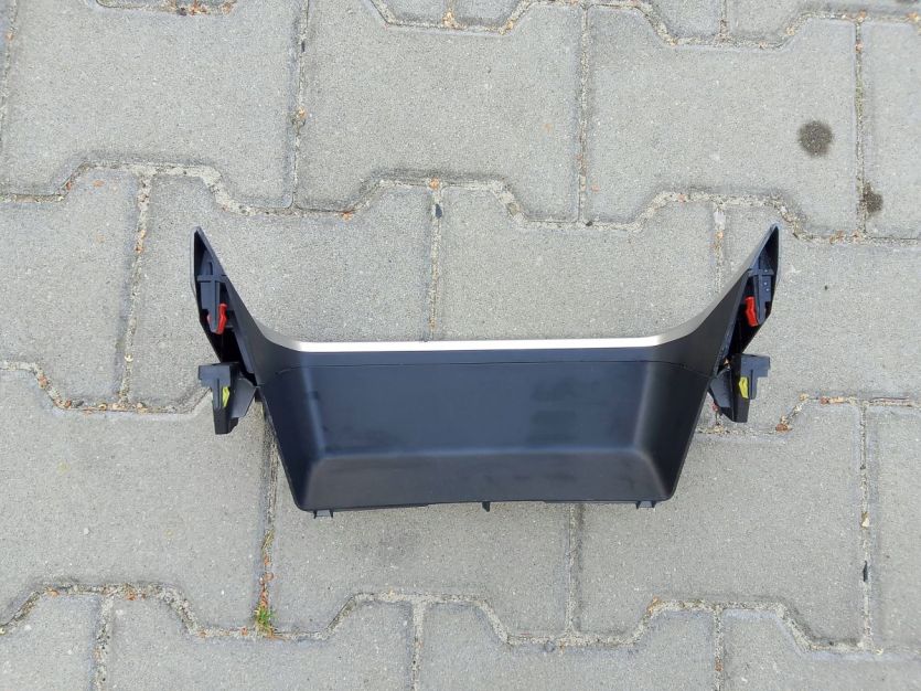 MAZDA CX90 CX-90 UCHWYT SCHOWEK TUNELU ŚRODKOWEGO KBB3-64431