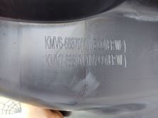 MAZDA CX90 CX-90 BOCZEK TAPICERKA LEWY TYŁ KMV6-68870