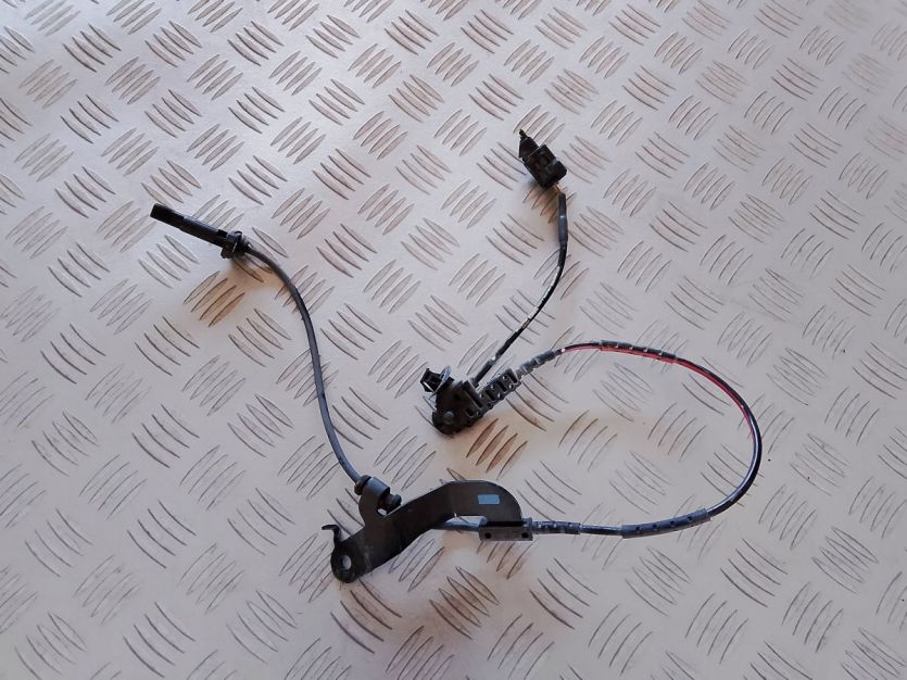 MAZDA CX90 CX-90 2024 CZUJNIK SENSOR ABS PRAWY PRZÓD KEME4370X