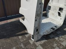 TOYOTA PROACE PEUGEOT PARTNER K9 PAS TYLNY PODLOGA BAGAZNIKA BLOTNIK PRAWY