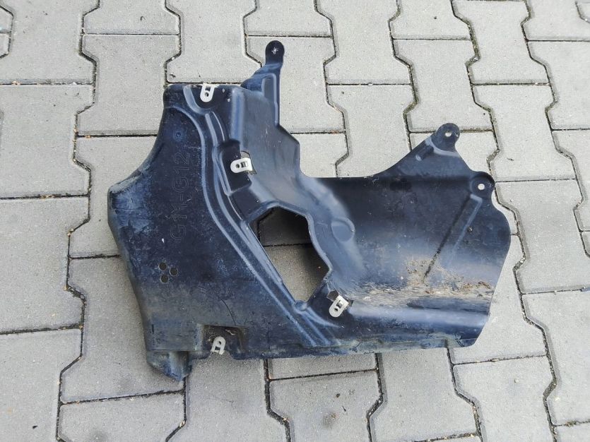 BMW 7 G11 G12 2018 OSŁONA PODWOZIA PRAWY TYŁ 7340180