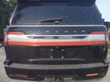 LINCOLN NAVIGATOR LARGE LONG 2019 ZDERZAK TYL TYLNY PDC KOMPLETNY