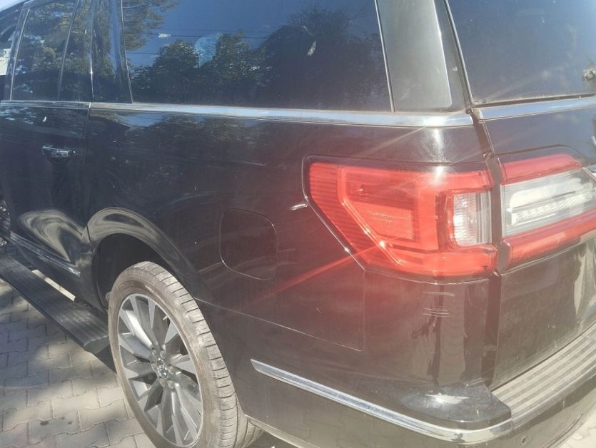 LINCOLN NAVIGATOR LARGE LONG 2019 CWIARTKA BLOTNIK TYL TYLNY LEWA LEWY