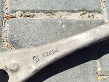 MAZDA CX90 CX-90 3.3 V6 WAHACZ LEWY TYŁ LEWY TYLNY KJK3-28-650
