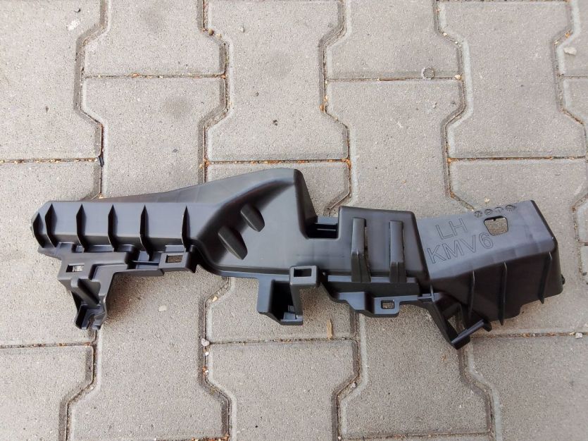 MAZDA CX90 CX-90 2024 LEWY WSPORNIK PLASTIK KMV6-6808Y