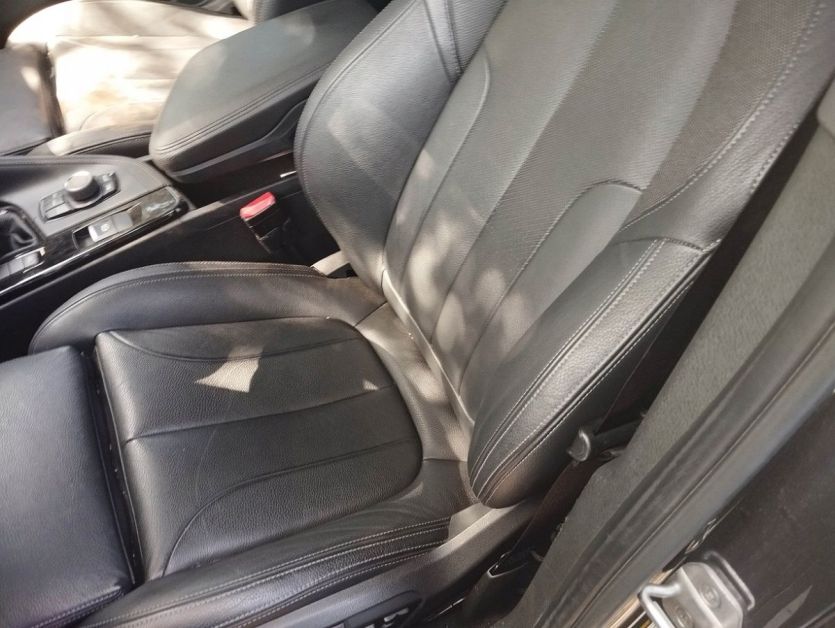 BMW X2 F39 2019 FOTELE SKORZANE PRZOD TYL BIALA NIC AIRBAG KANAPA TAPICERKI