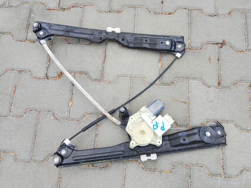 PEUGEOT 308 II T9 LIFT HB 2019 PODNOŚNIK SZYBY PRAWY PRZÓD 9677734780