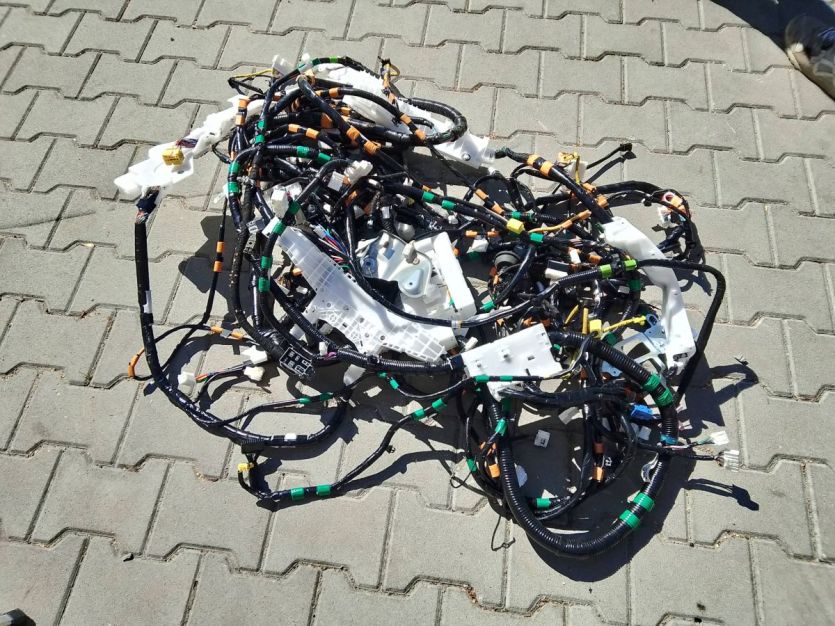 MAZDA CX90 CX-90 2024 WIĄZKA INSTALACJA WNĘTRZA KABINY ŚRODKA KEVD-67-050B