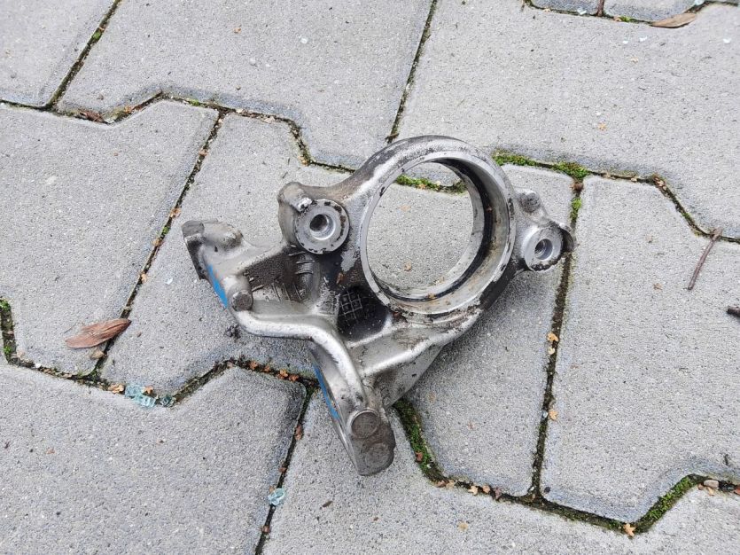 PEUGEOT 308 II SW KOMBI T9 LIFT 1.6HDI ŁAPA PODPORA PÓŁOSI 9678074180