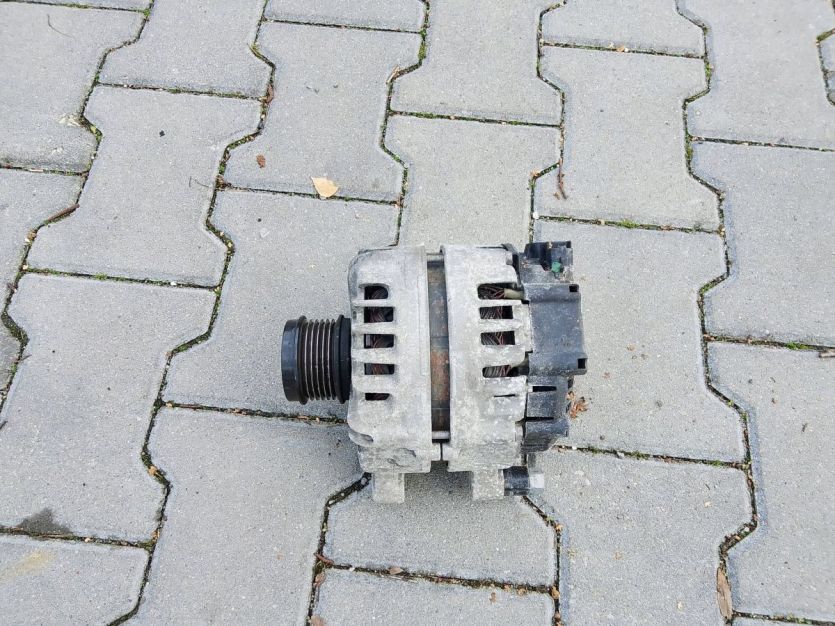 PEUGEOT 308 II SW KOMBI T9 LIFT 1.6HDI ALTERNATOR 9810525380