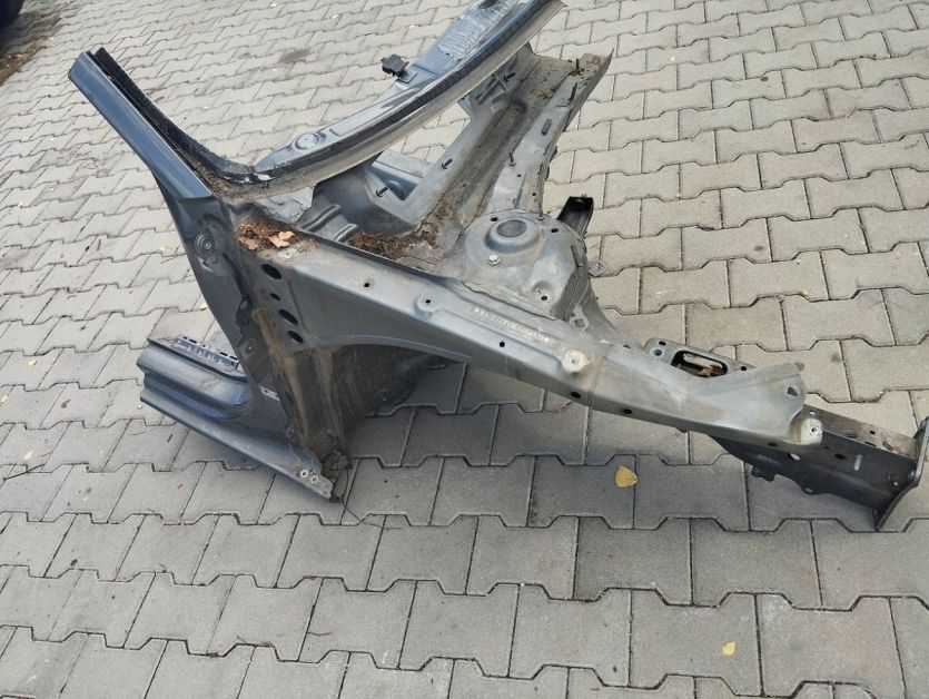 AUDI A3 8V 2014 CWIARTKA PODLUZNICA PRAWA PRAWY PRZOD PRZEDNIA