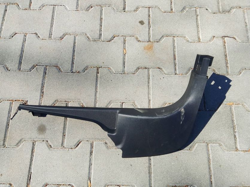 PEUGEOT 308 II T9 LIFT HB 2019 OSŁONA PROGU SŁUPKA PRAWY PRZÓD 9677430877
