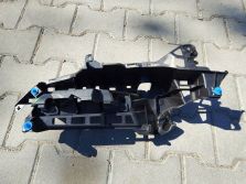 PEUGEOT 308 II T9 LIFT HB 2019 UCHWYT BOCZKA BAGAŻNIKA PRAWY 9801048180