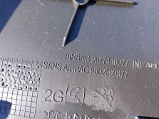 PEUGEOT 308 II T9 LIFT HB 2019 OSŁONA SŁUPKA LEWA 9677446077