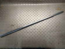 VW PASSAT CC 2010 ZGARNIACZ LISTWA DRZWI LEWY PRZÓD 3C8837475F