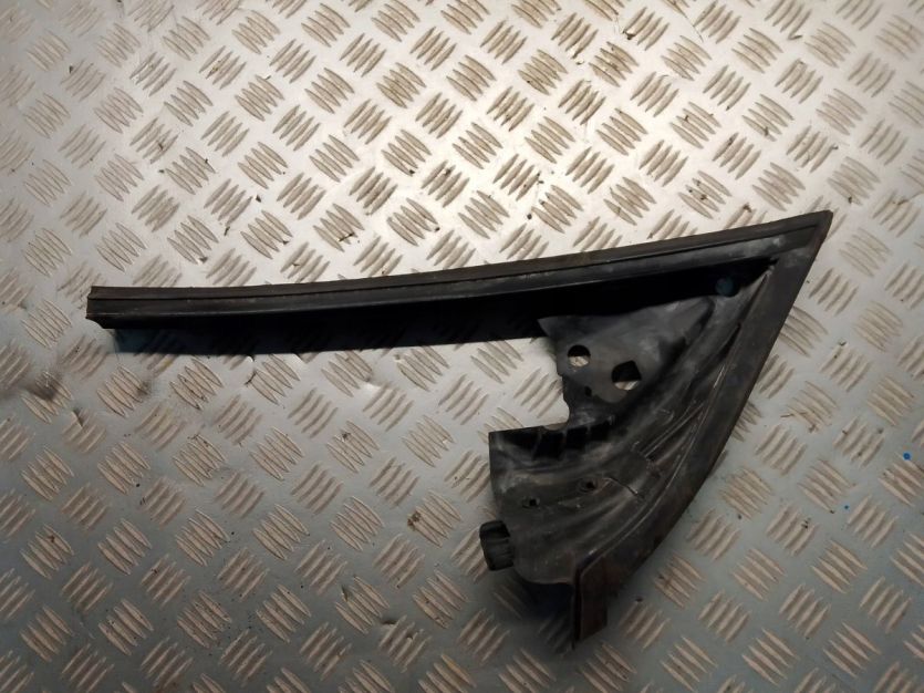 VW PASSAT CC 2010 USZCZELKA DRZWI PRAWY PRZÓD 3C8857506