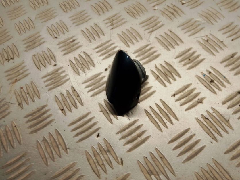 VW PASSAT CC 2010 ZAŚLEPKA KLAMKI LEWY TYŁ 3C0839167