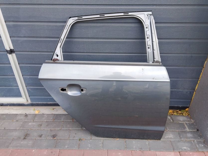 AUDI A3 8V SPORTBACK 5D 2014 DRZWI PRAWY TYŁ PRAWE TYLNE LX7R