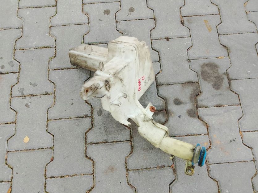 VW PASSAT CC 2010 ZBIORNICZEK ZBIORNIK SPRYSKIWACZY