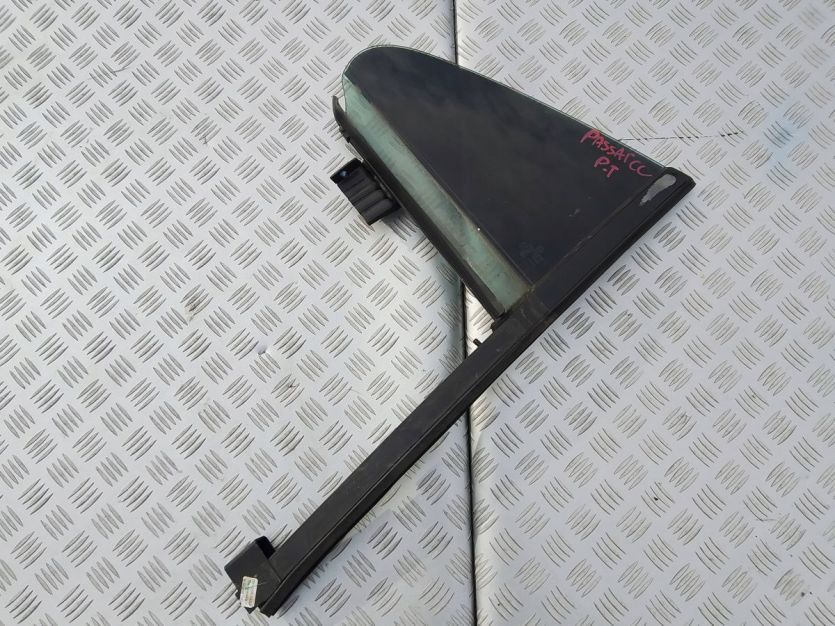 VW PASSAT CC 2010 SZYBA DRZWI MAŁA PRAWY TYŁ PRAWA TYLNA 3C8845216