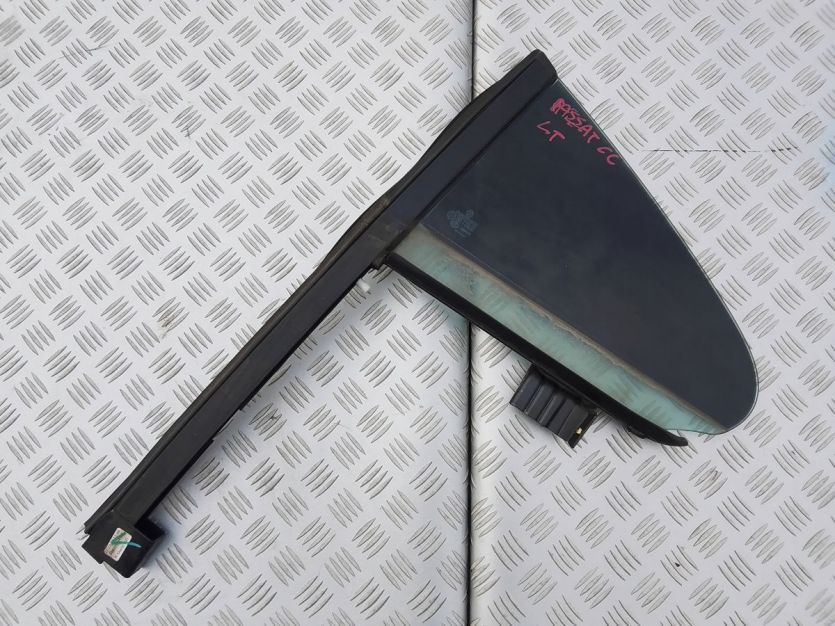 VW PASSAT CC 2010 SZYBA DRZWI MAŁA LEWY TYŁ LEWA TYLNA