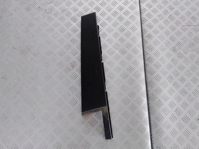 VW ATLAS CROSS LIFT 2021 LISTWA DRZWI SŁUPEK LEWY TYŁ