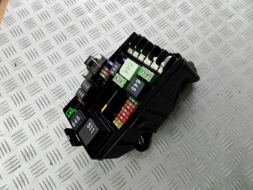 AUDI A3 8V SPORTBACK 5D 2014 SKRZYNKA BEZPIECZNIKÓW 5Q0907361A