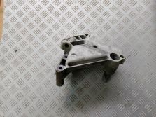 AUDI A3 8V SPORTBACK 5D 2014 ŁAPA SILNIKA 04L199207