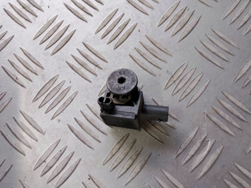 BMW 5 F10 F11 CZUJNIK UDERZENIOWY 9241032