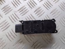 MERCEDES E KLASA W214 2023 SILNICZEK ŻALUZJI ATRAPY PRZÓD T96439C