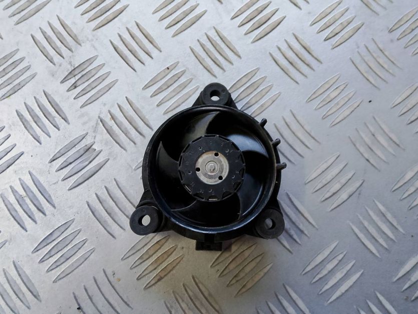 AUDI A6 C7 A8 D4 WENTYLATOR LAMPY FULL LED 62960070