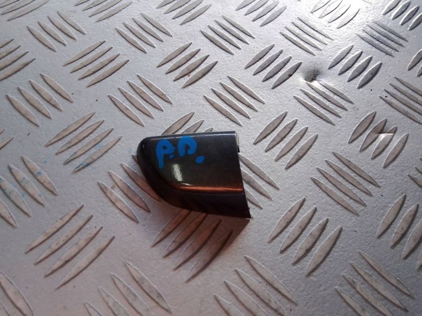 PEUGEOT 308 II SW KOMBI T9 LIFT ZAŚLEPKA KLAMKI DRZWI PRAWY PRZÓD