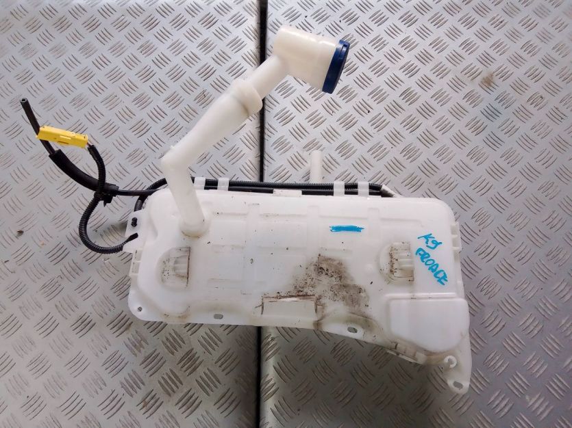 TOYOTA PROACE PEUGEOT PARTNER K9 2023 ZBIORNIK SPRYSKIWACZY 9817300980