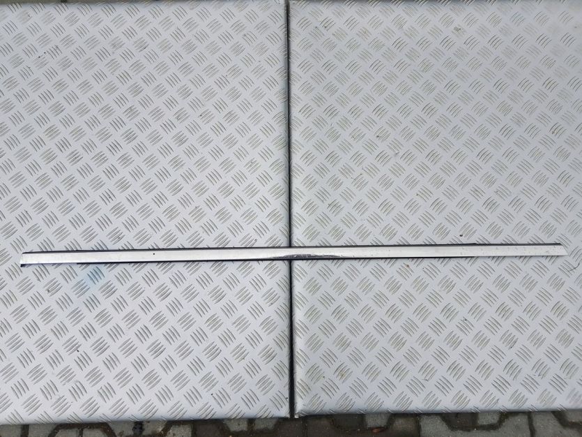 CITROEN C4 PICASSO II 2016 LISTWA ZGARNIACZ LEWY TYŁ CHROM 9677094780